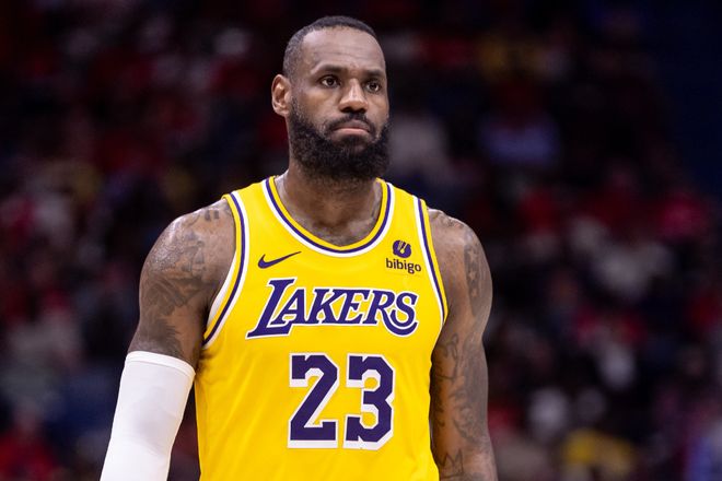 男足的表现 男足的表现