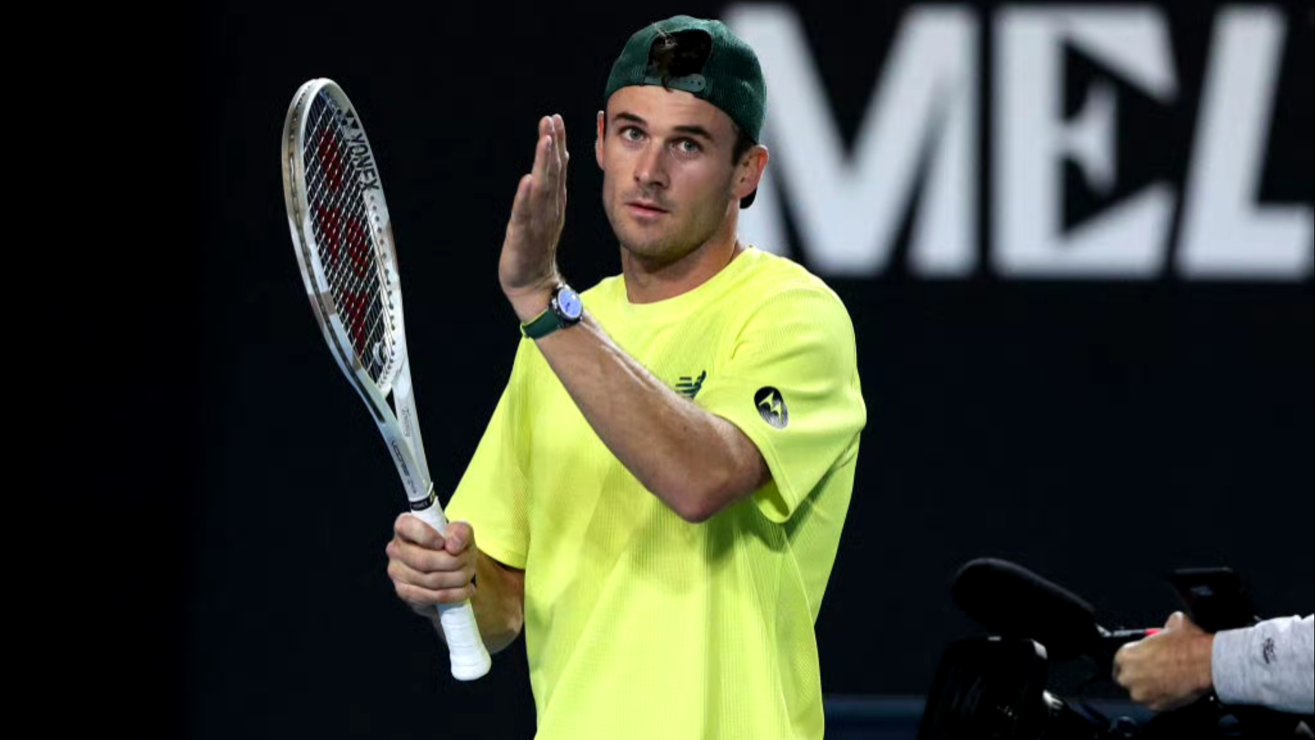 一触与出球 一触与出球