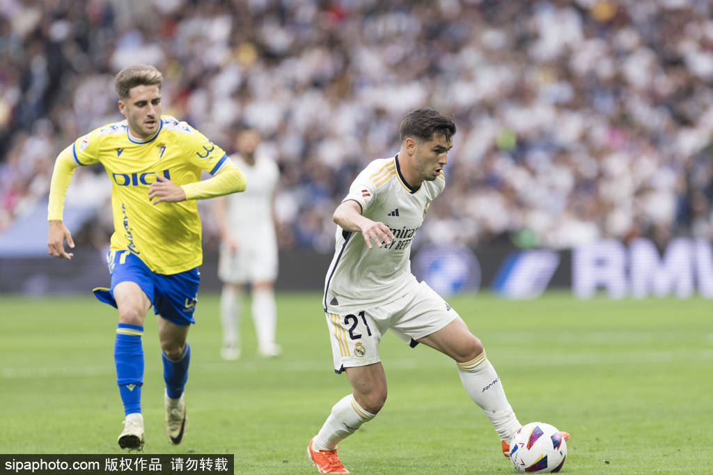 他用持球换 他用持球换